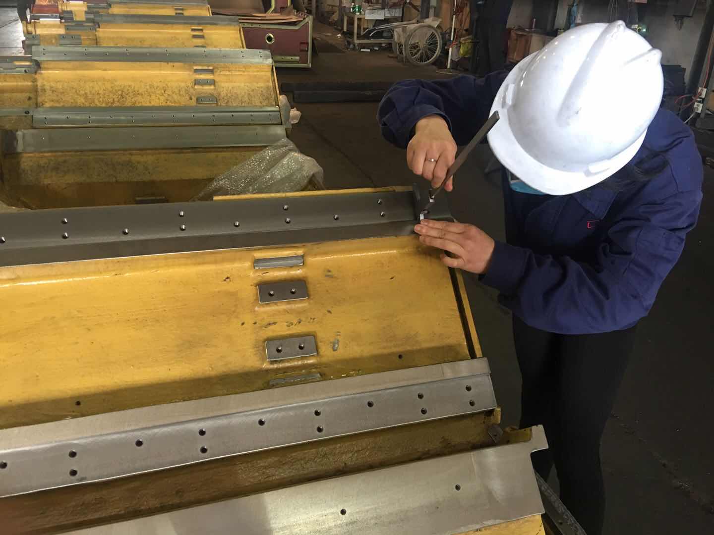 精密設(shè)備部件加工